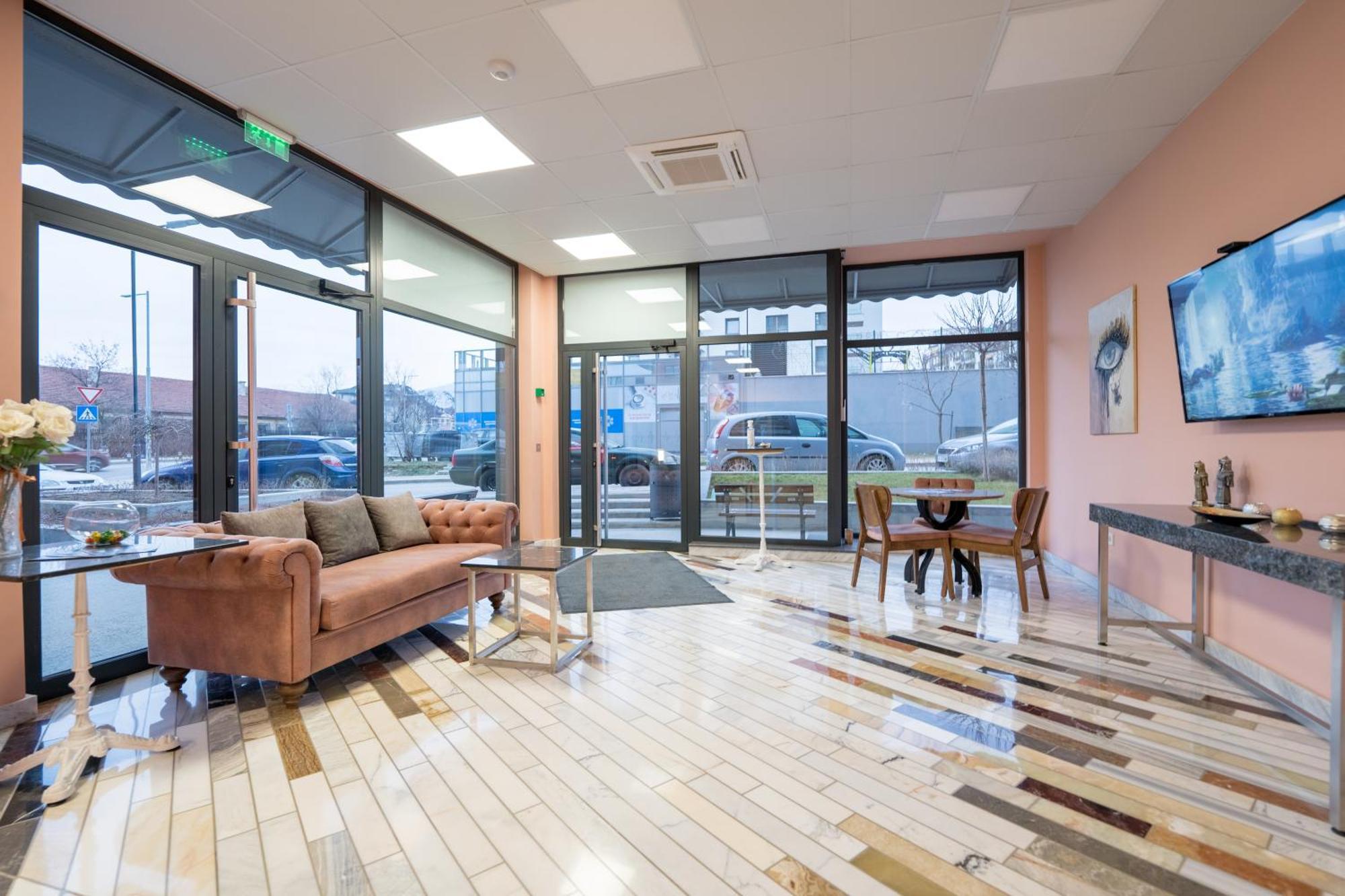 Wow Studios For Rent - Bul Montevideo 25A - B, Sofia